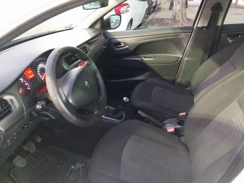 Imagen 9 de 11 de Peugeot 301 2018 1.6 Hdi Allure