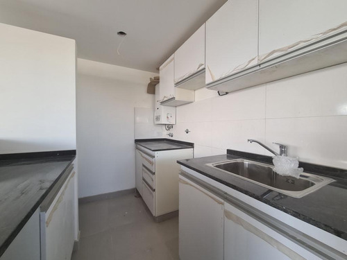 Venta Departamento De Un Dormitorio Oportunidad Pichincha