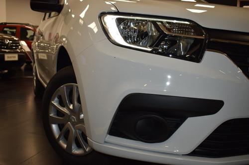 Imagen 4 de 16 de Renault Logan 1.0 Life (precio Especial)
