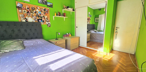 Tríplex 4 Ambientes En Villa Devoto Cochera/ Patio/ Play Room / Parrilla Apto Crédito Hipotecario.