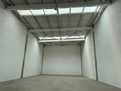 Bodegas Nuevas Con Excelente Acceso - Autopista Nororiente