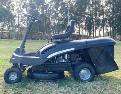 Imagen 3 de 6 de Tractor Cortacesped 6.5hp Equus C/recolector 61cm-ynter Ind