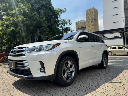 Toyota Highlander Hybrid 4x4 2019 Motor 3.500 Kilometraje: