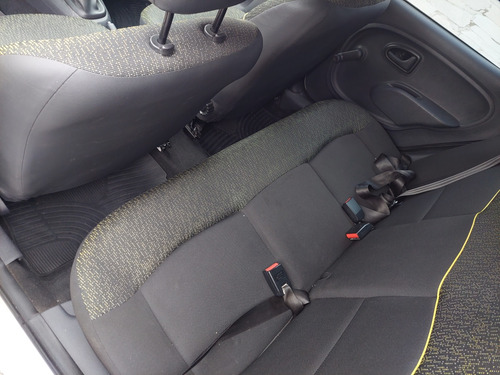 Renault Clio 2013 1.2 Mío Expression Pack I
