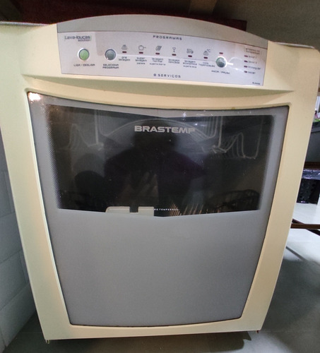 Imagem 1 de 5 de Máquina De Lavar Usado