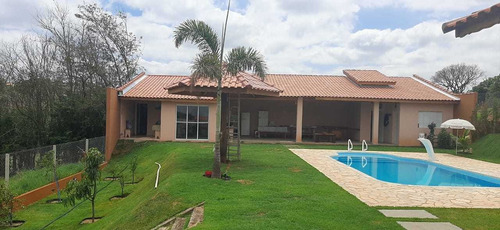 1.000 M², Chácara 04 Dormitórios, Edicula E Churrasqueira !!