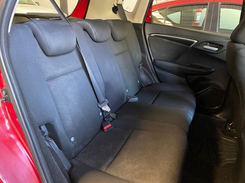 Imagen 13 de 15 de Honda Fit 2016 1.5 Hit Cvt