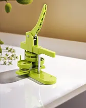 Comprar Máquina De Botones Insignias Especializada Para La Prensa Verde