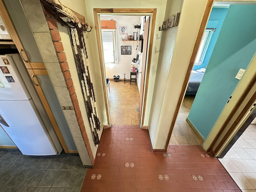 Excelente Casa Multifamiliar Con Cochera Y Gran Terraza En Flores / Parque Avellaneda