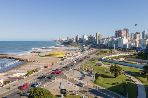 Venta - Penthouse - 5 Ambientes - Vista Al Mar - Plaza España - La Perla
