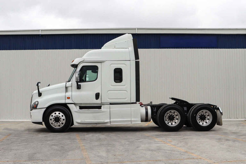 Freightliner Cascadia Dd15 475hp Fuller 18 Vel Std., 02 Ocu