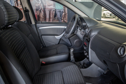 Imagen 7 de 14 de Renault Sandero 2012 1.6 Confort 105cv Lle