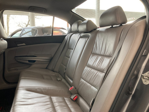 Imagen 9 de 10 de Honda Accord 3.5 V6