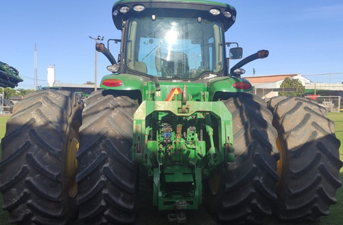Trator John Deere 8335 R Ano 2012