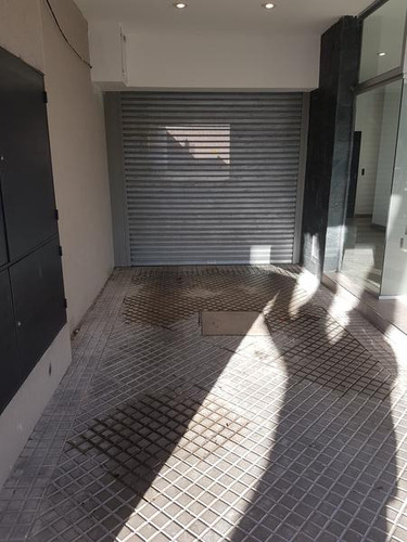 Cochera En Venta -  A  Solo 1 Cuadra Del Patio De La Madera! - Rosario