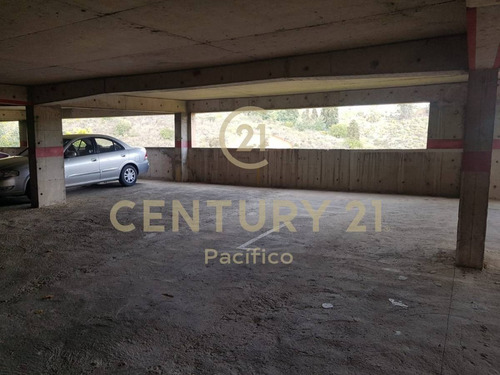 Imagen 4 de 10 de Estacionamientos En Venta