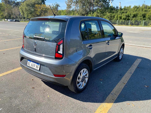 Volkswagen Up! 2018 1.0 High Up! 75cv 5 P