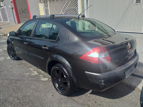 Renault Megane 1.6 Expression Hi-flex 4p 2009
