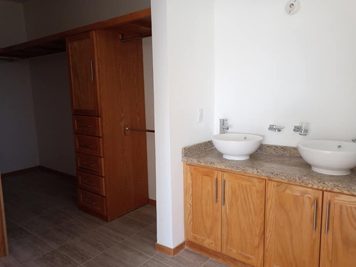 Imagen 9 de 17 de Casa Nueva En Venta Bosques Del Valle Iii, Frente A Parque