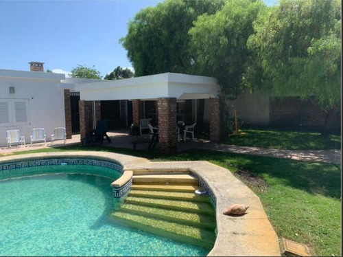 Casa En Alquiler Las Toscas Con Piscina (ref: Igr-879)