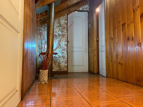 Imagen 22 de 30 de Casa Lista Para Vivir En Familia, Sólida Y Buena Ubicación.