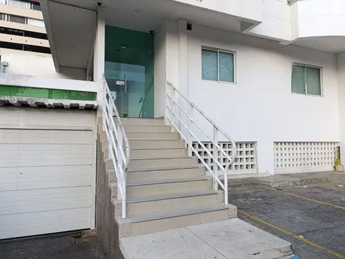 Apartamento En Venta Los Laureles, Montería