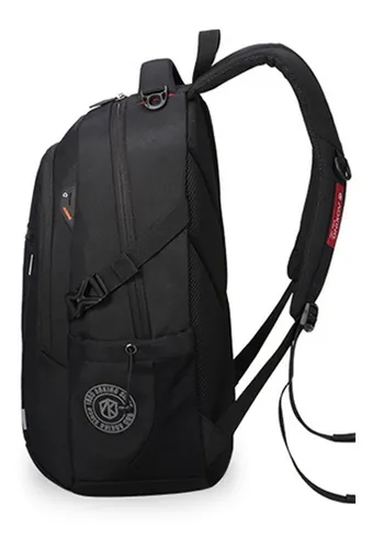 Mochila Para Notebook Con Conexión Usb - 6 Meses De Color Negro