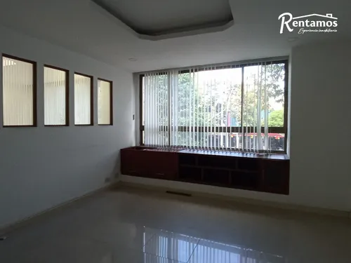 Oficina En Arriendo En Laureles. Cod A775598