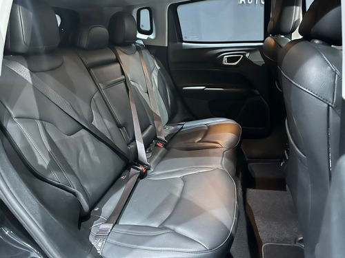 Jeep Compass LONG. T270 1.3 TB 4x2 Flex Aut.