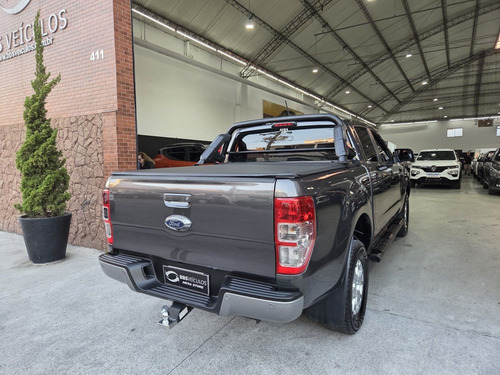 Ford Ranger 2.2 XLS 4X2 CD 16V DIESEL 4P AUTOMÁTICO