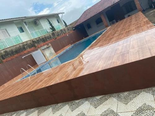 Imagem 10 de 10 de Casa Com Piscina, 3 Quartos, Lado Praia,aceita Financiamento