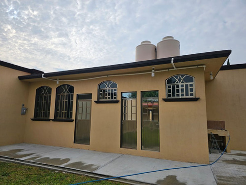Salón De Eventos En Venta En Panuaya, Hgo.