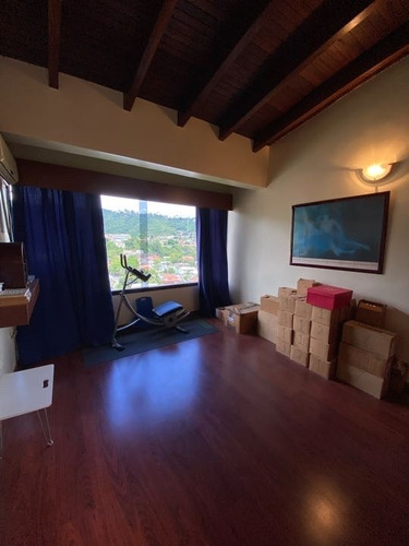 Casa En Venta - Urb. Prados Del Este