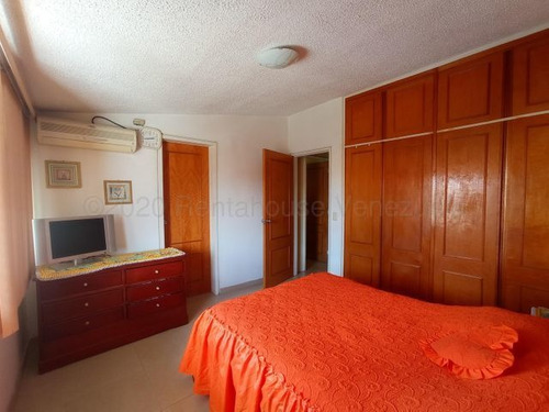 Townhouse En Venta La Morita Parque La Morita Cd 21-9371 Jja