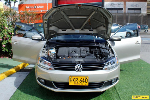 Imagen 9 de 25 de Volkswagen 2.5 New Jetta Comfortline