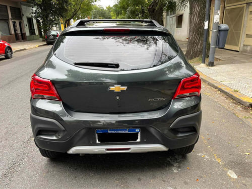 Chevrolet Onix 2017 1.4 Activ 98cv