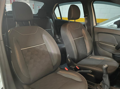 Imagem 6 de 11 de Renault Logan 1.6 16v Sce Flex Zen Manual