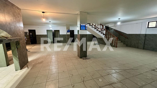 Venta Edificio Comercial En Calzada De Las Armas, Naucalpan