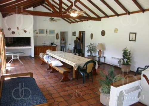 Punta Del Este, Pinares, 3 Dormitorios Y Dependencias.- Ref: 1769