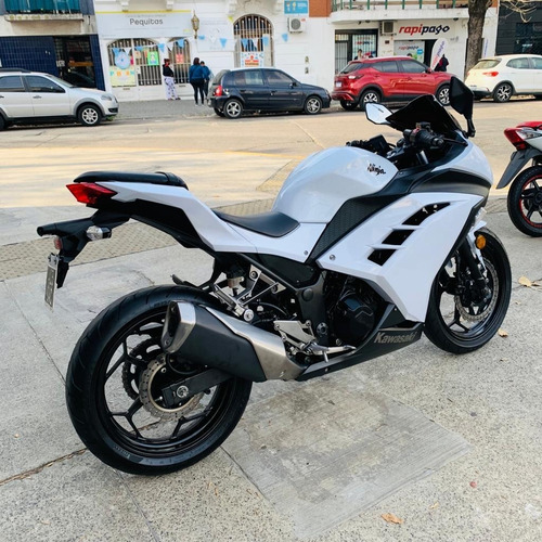 Imagen 9 de 20 de Kawasaki Ninja 300 Permuto Dbm Motos