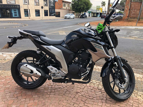 Imagem 6 de 8 de Yamaha Fazer 250 C