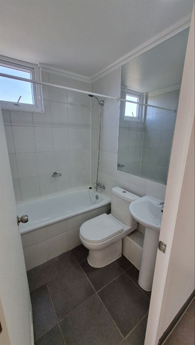 Departamento En Arriendo De 1 Dorm. En La Cisterna