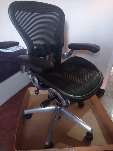 Silla Herman Miller Modelo Aeron T/a (Reacondicionado)