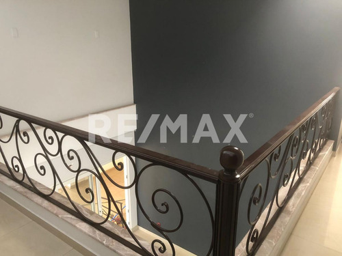 Casa Venta Alameda Amplia Nueva Y Funcional