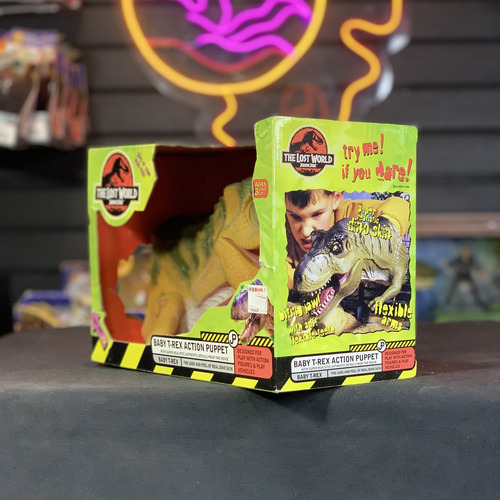 Jurassic Park The Lost World Super Action Puppet Baby T Rex (Usado)