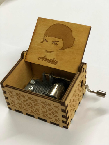 Imagen 2 de 5 de Cajas Musicales De Madera Con Manivela De Amelie