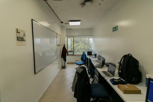 Oficina En Arriendo/venta En Centro Internacional. Cod A1002170