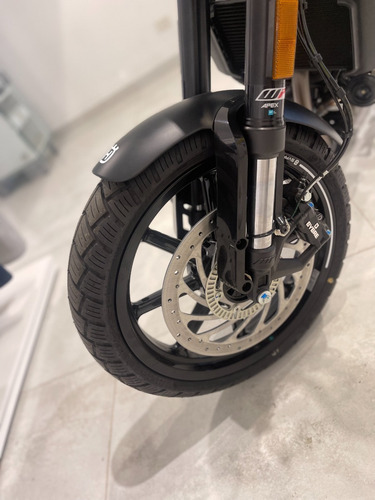 Imagen 4 de 19 de Husqvarna Svartpilen 200 0km 2023