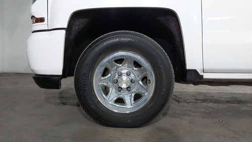 Chevrolet Silverado 2500 5.3 2500 DOBLE CABINA K AT 4WD