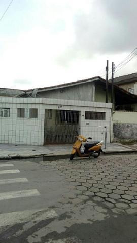 Imagem 2 de 6 de Casa 2 Dormitórios Para Venda Em São Vicente, Jockey Clube, 2 Dormitórios, 1 Banheiro, 2 Vagas - 204_1-1774507